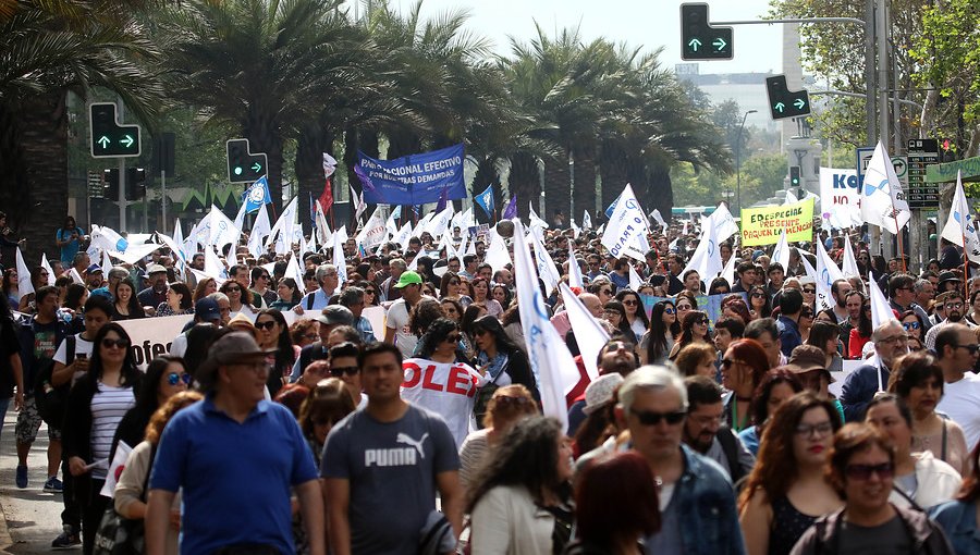 Colegio de Profesores convocó a un paro indefinido de actividades a partir del 3 de junio