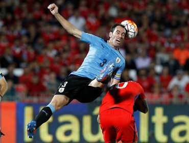 Diego Godín: "Chile es la selección que nos genera más incógnita de saber como está"
