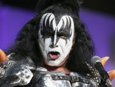 Gene Simmons, líder de Kiss: "Somos más importantes que el Papa"