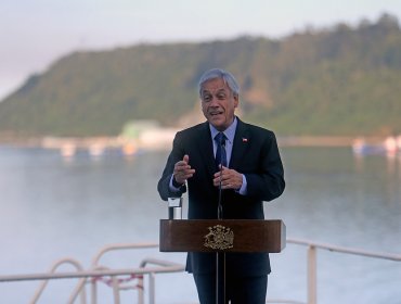 Presidente Piñera inaugura Fibra Óptica Austral y anuncia inversión por $90 mil millones