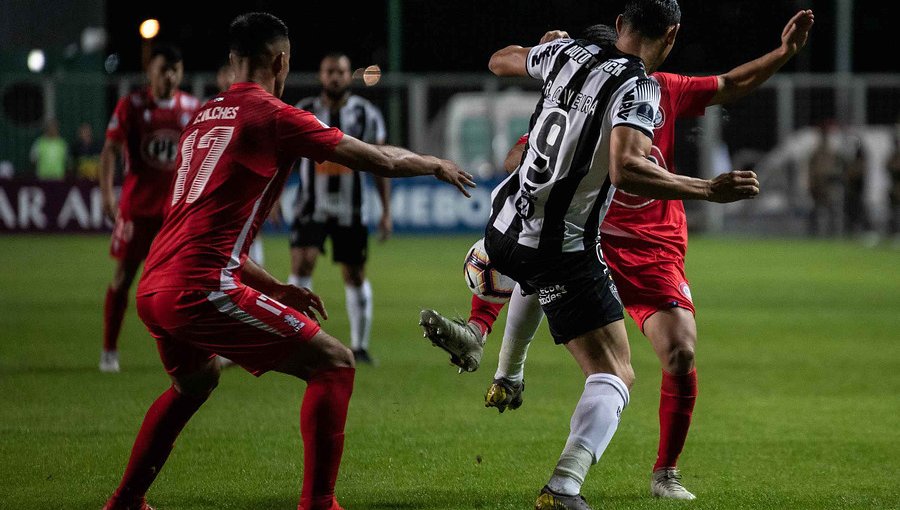 Unión La Calera fue eliminado de Copa Sudamericana tras perder en penales