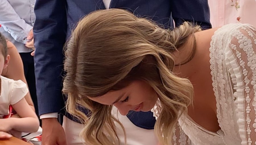 Gala Caldirola y Mauricio Isla contrajeron matrimonio civil en España