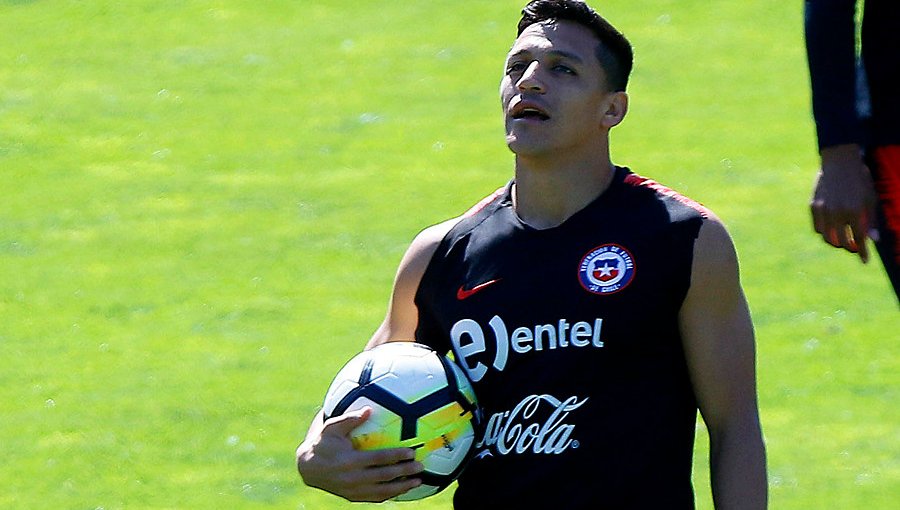 Lesión de Alexis comienza a sanar y podría jugar con Chile la Copa América