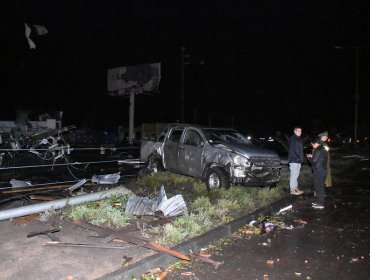 Tornado en Los Ángeles dejó 16 heridos, 122 casas afectadas y clases suspendidas