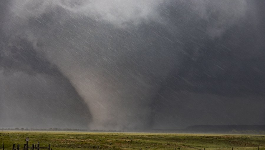 Estas son las principales diferencias entre una tromba marina y un tornado