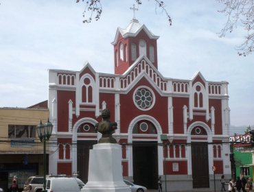 Desconocidos ingresaron a robar especies desde la iglesia Santo Domingo de Quillota