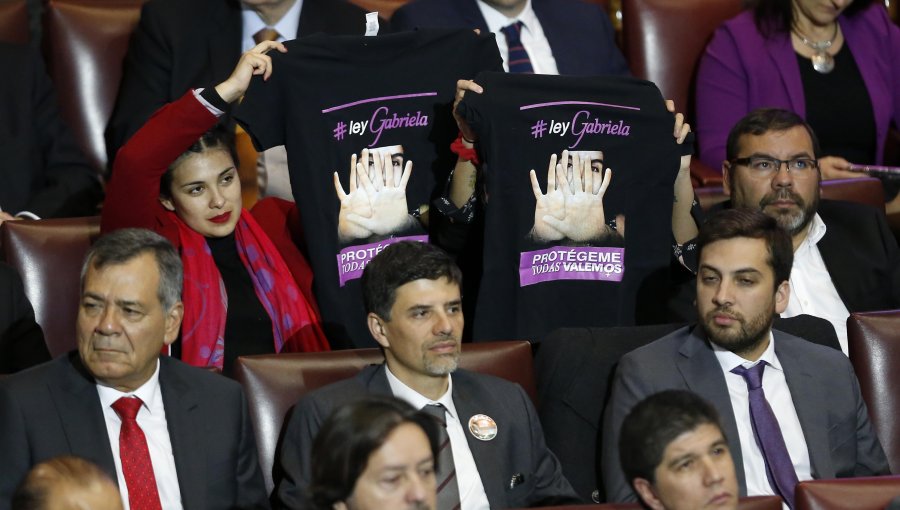 Oposición criticó cuenta por fracaso económico y aumento de violencia de género