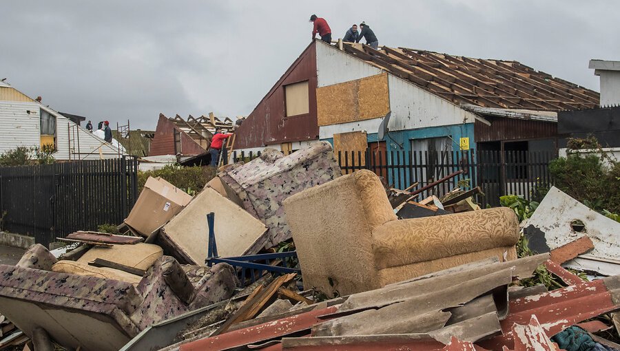Mantienen Alerta Amarilla en provincias del Biobío y Concepción tras paso de tornado y trombas