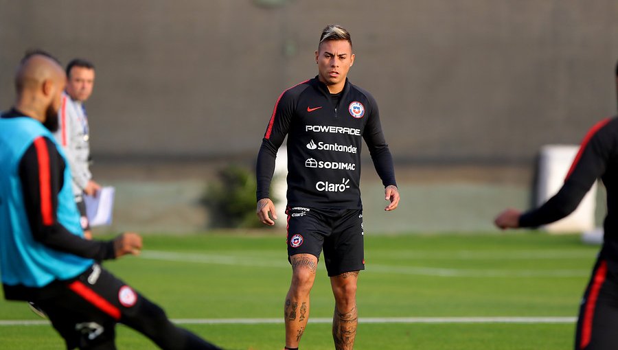 Alexis Sánchez volvió a los entrenamientos junto al plantel completo de la Roja