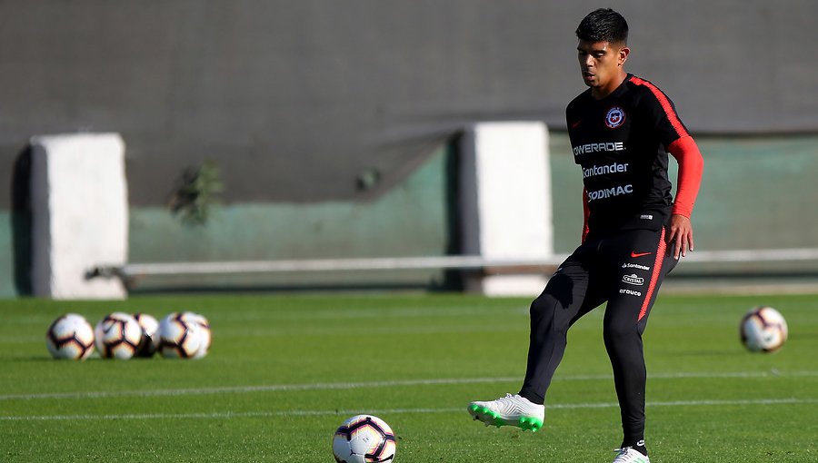 Esteban Pavez sería titular en el amistoso entre la Roja y Haití