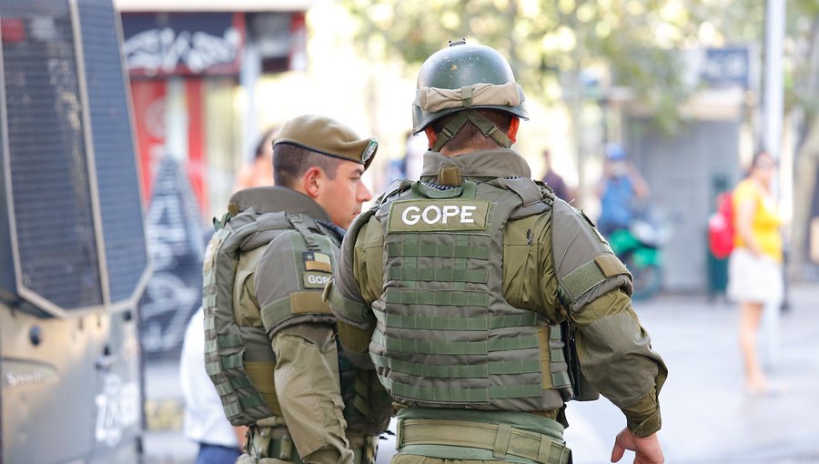 Mochila abandonada en edificio de Providencia generó operativo del GOPE