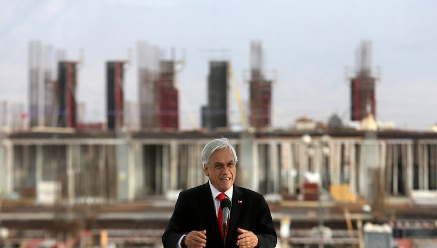 Presidente Piñera: "La descarbonización debe ser gradual para no dejar el país a oscuras"