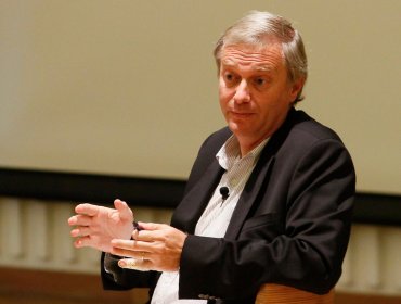 José Antonio Kast viajará a España para estrechar lazos con líder de ultraderecha