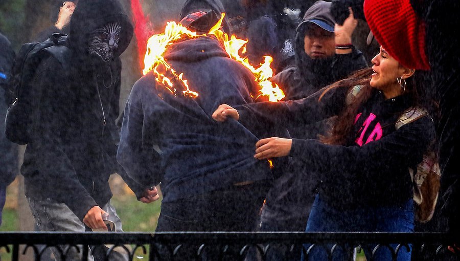 Intendenta entregó balance de la marcha de profesores: 70 detenidos durante la manifestación