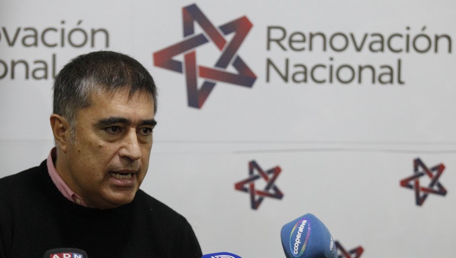 Desbordes: "No hay una sola palabra de José Antonio criticando a la izquierda"