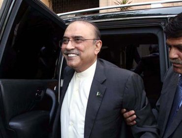 Por caso de corrupción, detienen a ex presidente de Pakistán Asif Alí Zardari