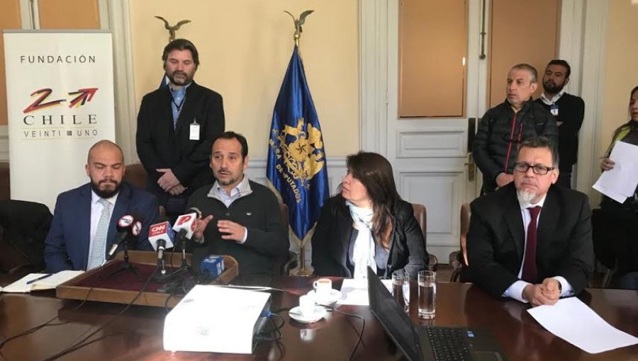 Senador Lagos Weber pidió que se reinscriban todas las armas legalmente inscritas