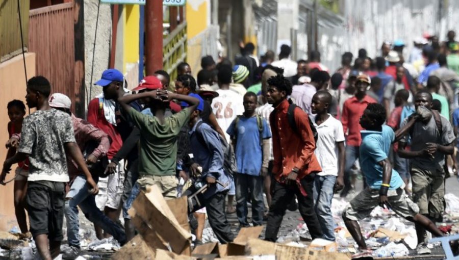 Periodista haitiano murió durante las protestas contra el Gobierno en Puerto Príncipe