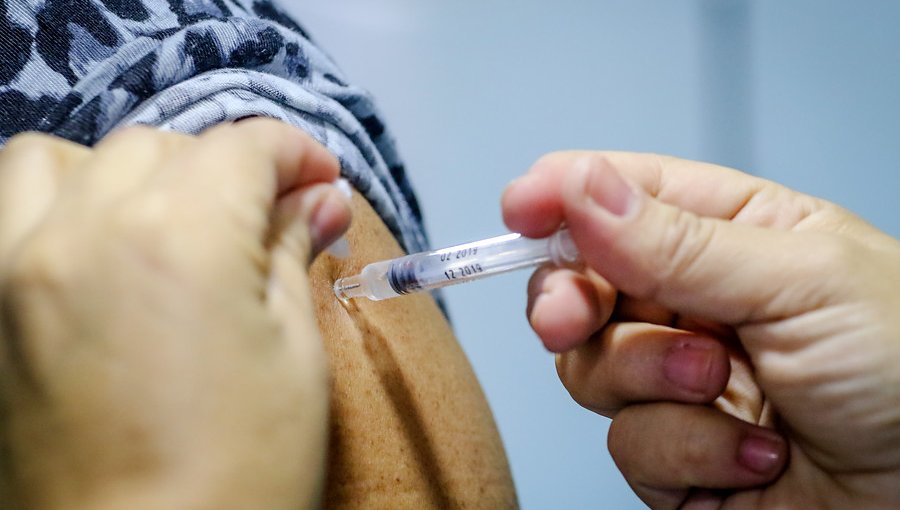 Minsal aseguró que hay vacunas contra la Influenza para toda la población de riesgo