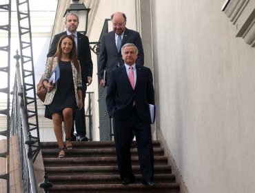 Inminente cambio de gabinete en La Moneda: Los nombres que aparecen y las negociaciones previas