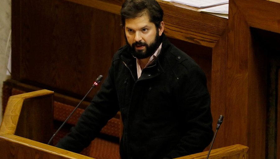 La respuesta de Boric a Cruz-Coke tras pedir más seguridad en reunión con grupo mapuche