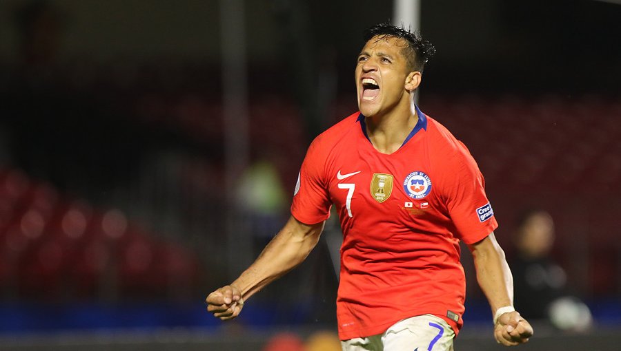 Manchester United destacó el rendimiento de Alexis Sánchez en goleada sobre Japón