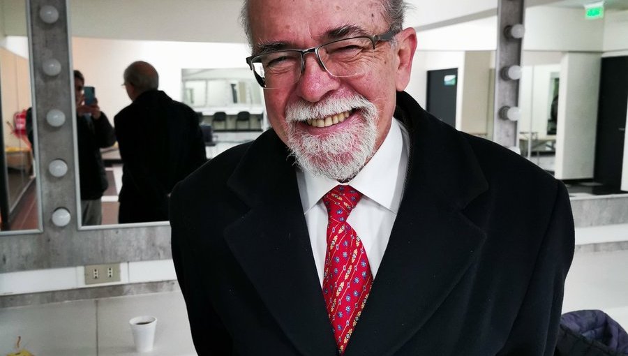 El astrónomo José Maza dictó charla gratuita sobre eclipses en La Pintana
