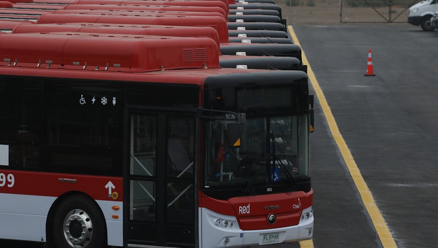 Gobierno presenta bases de licitación del nuevo transporte público de Santiago