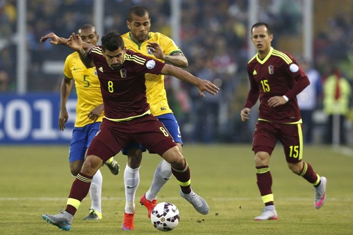 Brasil busca sellar la clasificación a cuartos de final ante Venezuela por Copa América