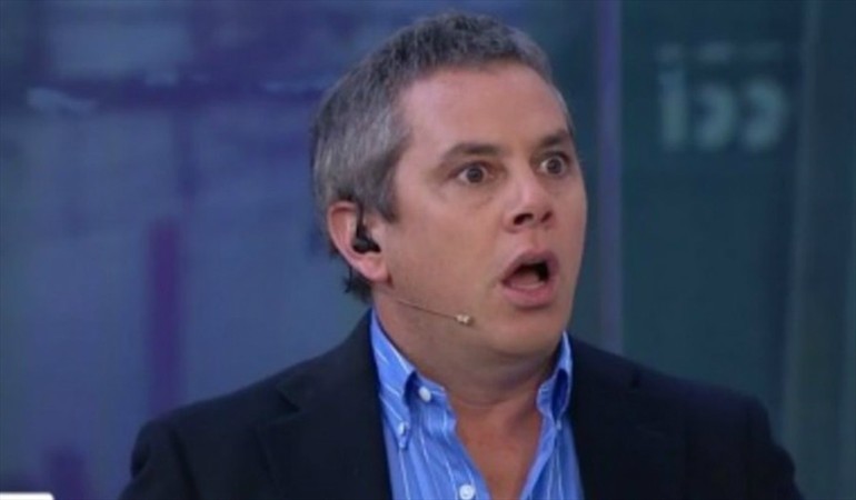 Transeúnte dejó helado a José Miguel Viñuela con intervención en vivo