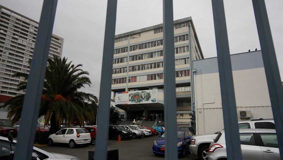 Fuera de riesgo vital: Bebé que cayó desde segundo piso en Valparaíso evoluciona favorablemente