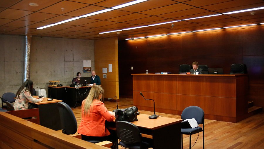 Condenan a mujer acusada de ahogar a su hijo de dos años en una tina en Ñuñoa