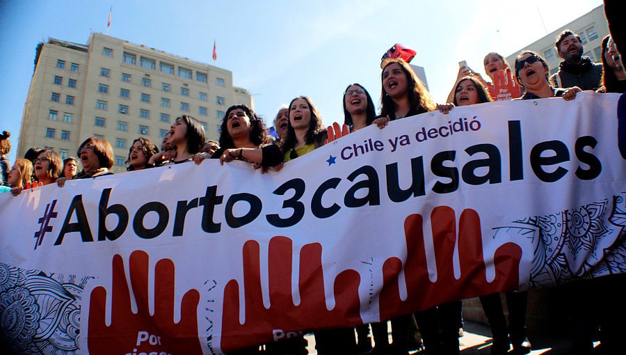 Detectan falencias en implementación de la ley del aborto en 3 causales