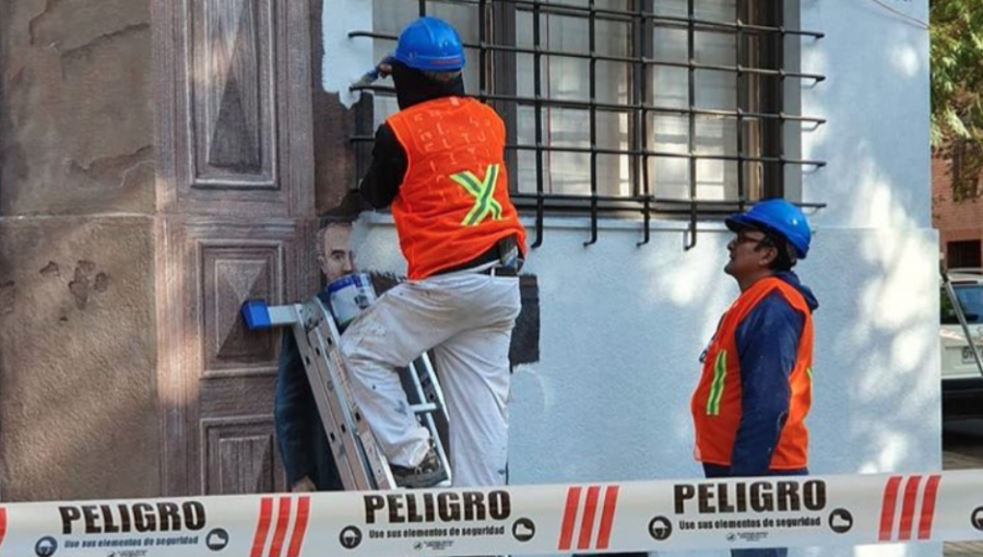 Ministerio de las Culturas aclara polémica por mural eliminado en barrio Lastarria de Santiago