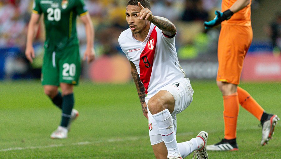 Perú derrotó a Bolivia y quedó con un pie en cuartos de final de Copa América