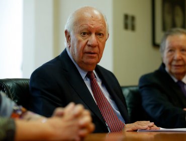 Ricardo Lagos por crisis en Venezuela: "Las Fuerzas Armadas están para defender la Constitución"