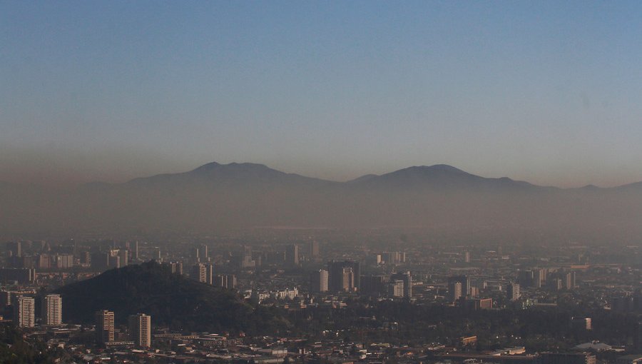 Decretan la quinta preemergencia ambiental para este viernes en la región Metropolitana