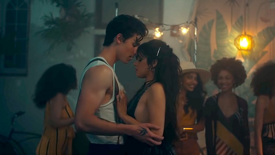 Shawn Mendes y Camila Cabello estrenaron el candente video de «Señorita»