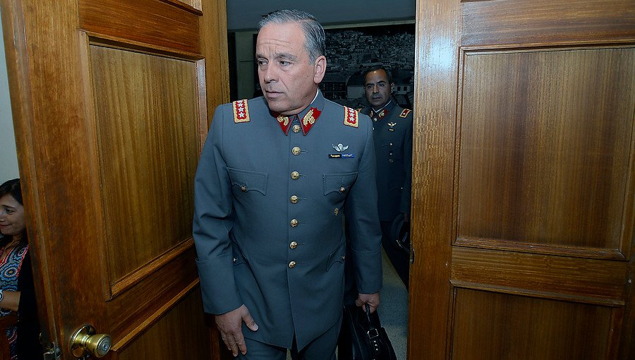 Defensa de general (r) Oviedo pidió la suspensión del interrogatorio de la ministra Rutherford