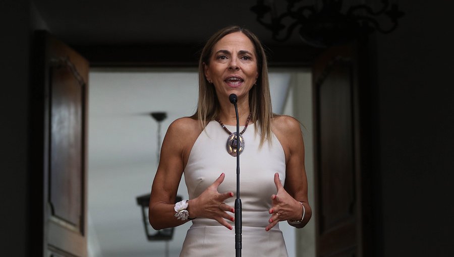 Ministra Plá ofrece “representación” a familia de Fernanda Maciel ante los tribunales