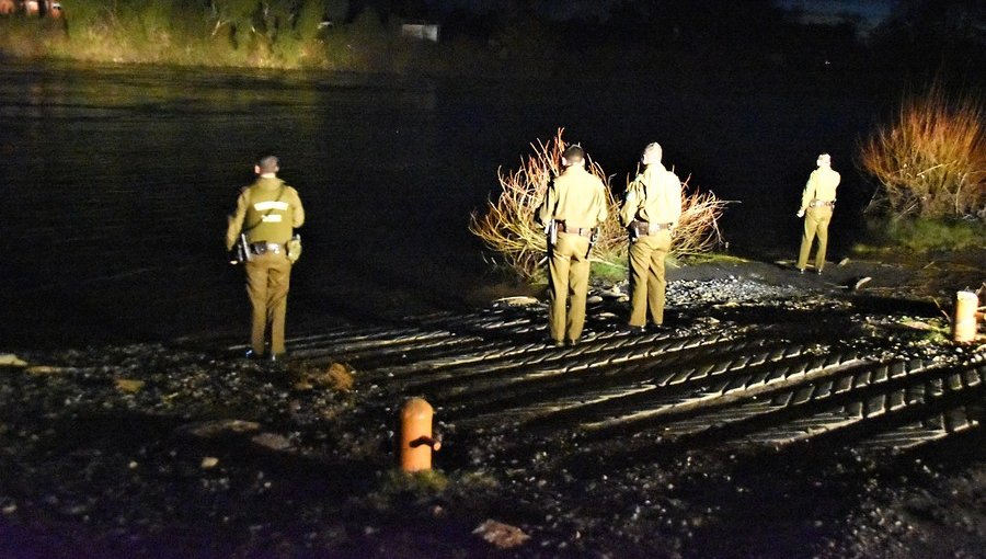 Buscan a hombre que fue arrastrado por cauce del río Claro en la comuna de Yumbel