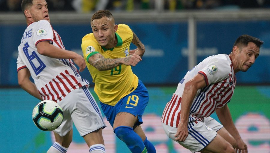 Con sufrimiento y en penales, Brasil clasificó a semifinales de Copa América