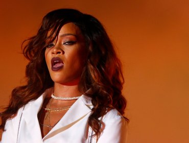 Rihanna no estaba en Chile: La cantante fue vista en Inglaterra en un partido de cricket