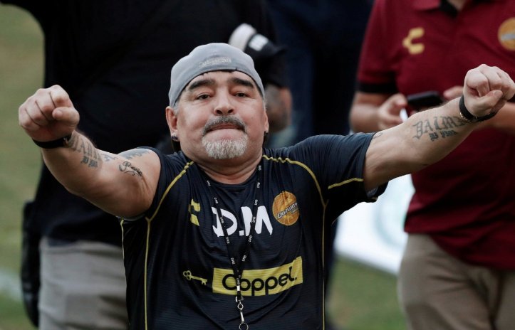 Diego Maradona sería el principal candidato para asumir la banca de San Luis de Quillota