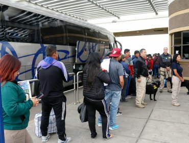 Gobierno expulsará a extranjeros que ingresen a Chile por pasos ilegales