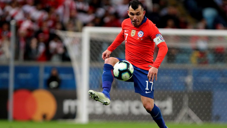 Gary Medel reconoció el triunfo peruano: "Ellos jugaron bien, merecieron ganar"