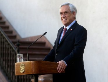 Presidente Piñera se compromete a "resolver todas las licencias médicas pendientes" durante julio