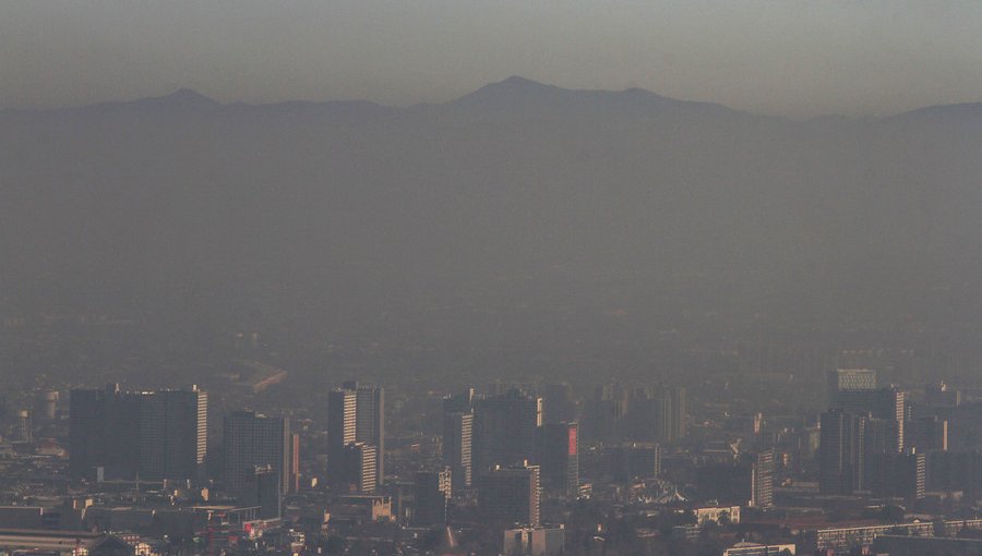 Intendencia decreta preemergencia ambiental para este sábado en la región Metropolitana