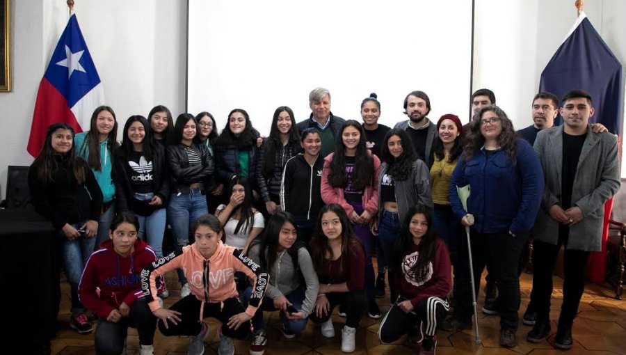 Selección femenina de Valparaíso sub 15 viaja a competir en prestigioso torneo en Dinamarca