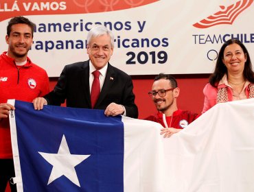 Piñera despidió a deportistas que irán a juegos Panamericanos y Parapanamericanos de Lima